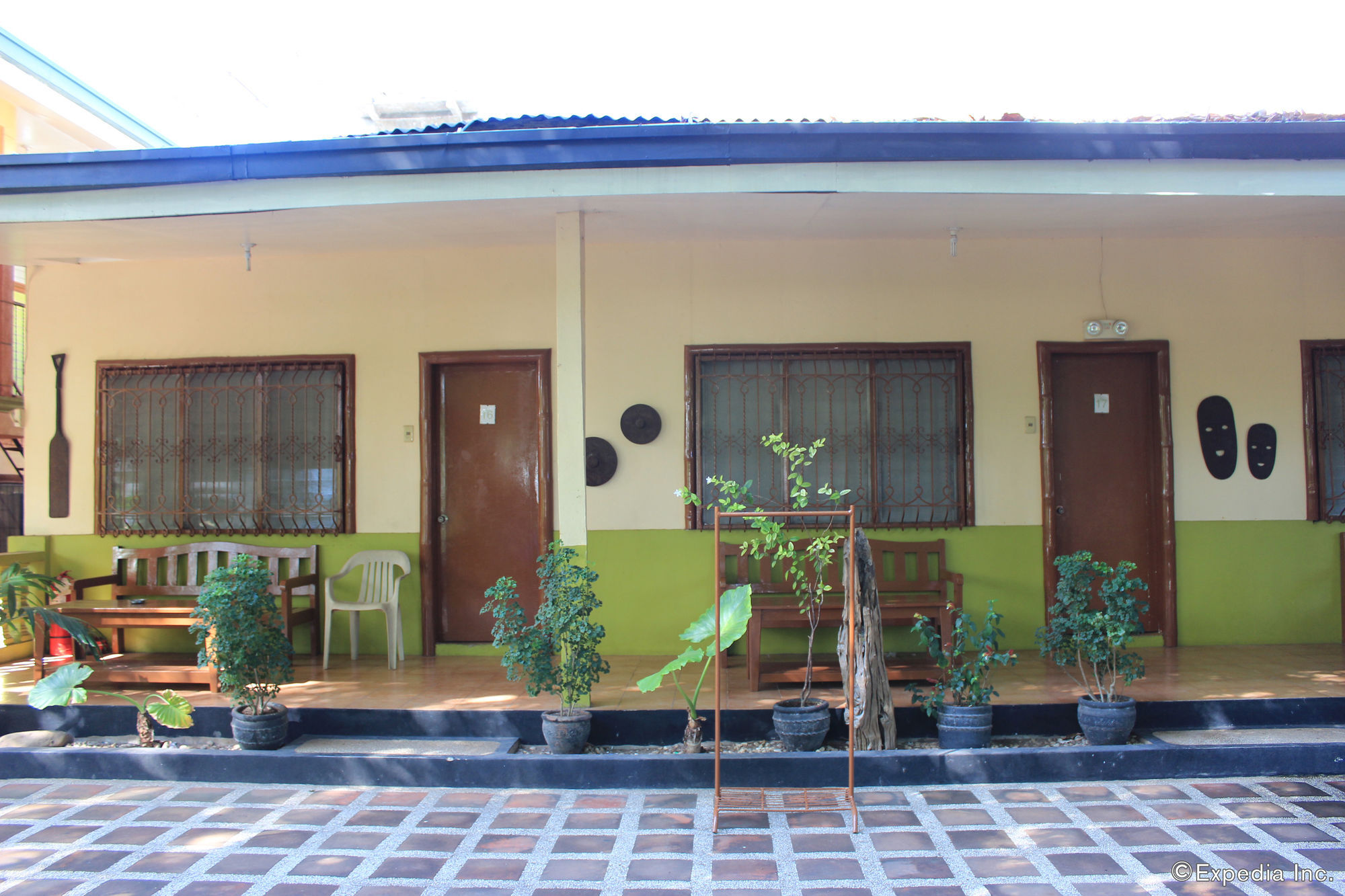 Coron Town Traveller'S Dormitory Exterior foto